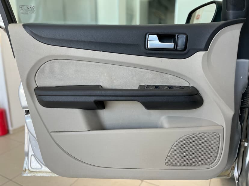 Ford Focus с пробегом, 2006 год, Волгоград, 1.6 бензин, Автомат - вид 22