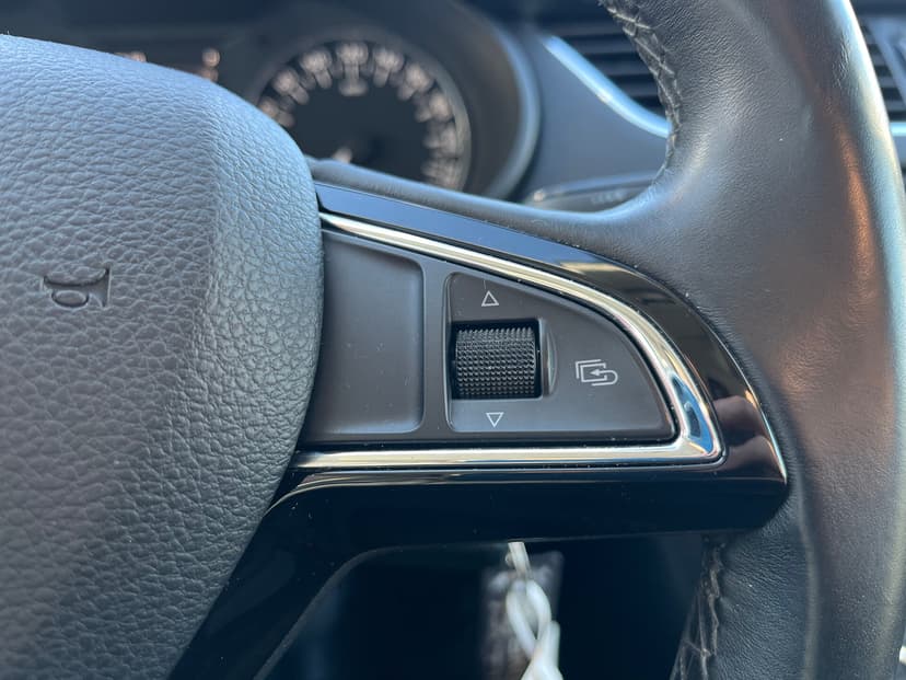 Skoda Octavia с пробегом, 2013 год, Волгоград, 1.8 бензин, Робот - вид 11
