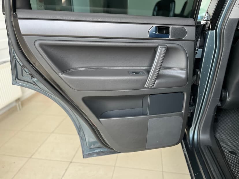 Volkswagen Touareg с пробегом, 2008 год, Волгоград, 3.0 дизель, Автомат - вид 22