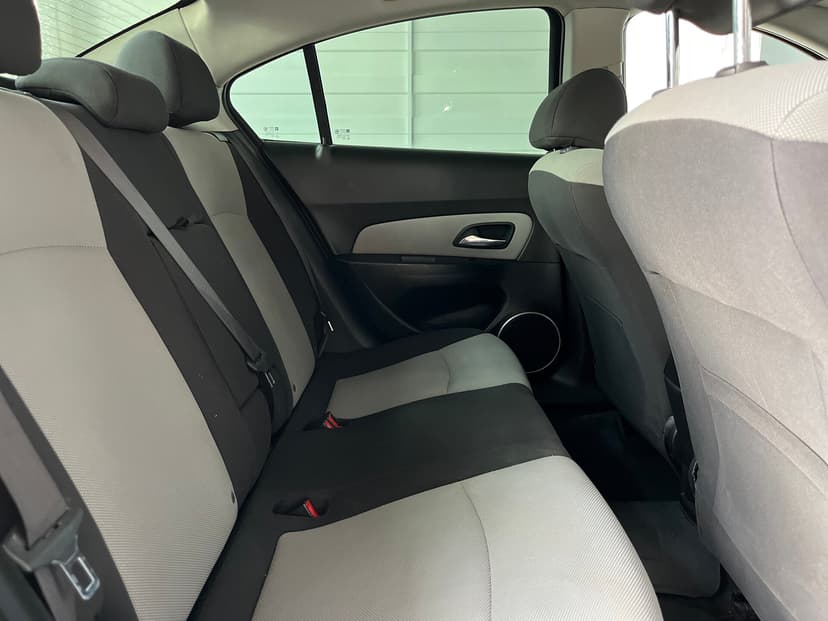 Chevrolet Cruze с пробегом, 2011 год, Волгоград, 1.6 бензин, Механика - вид 16