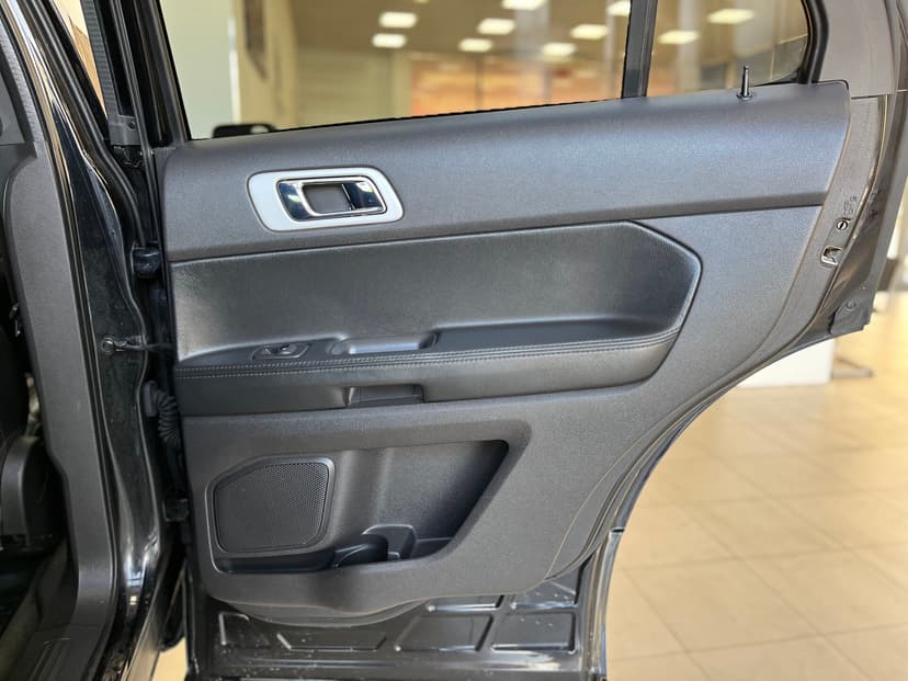 Ford Explorer с пробегом, 2013 год, Волгоград, 3.5 бензин, Автомат - вид 32