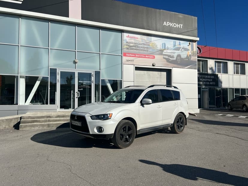 Mitsubishi Outlander с пробегом, 2011 год, Волгоград, 2.0 бензин, Вариатор