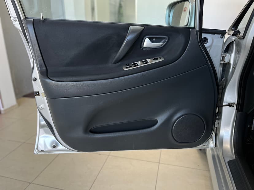 Suzuki Liana с пробегом, 2006 год, Волгоград, 1.6 бензин, Автомат - вид 17