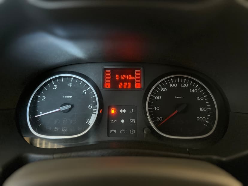 Renault Duster с пробегом, 2014 год, Волгоград, 2.0 бензин, Механика - вид 10