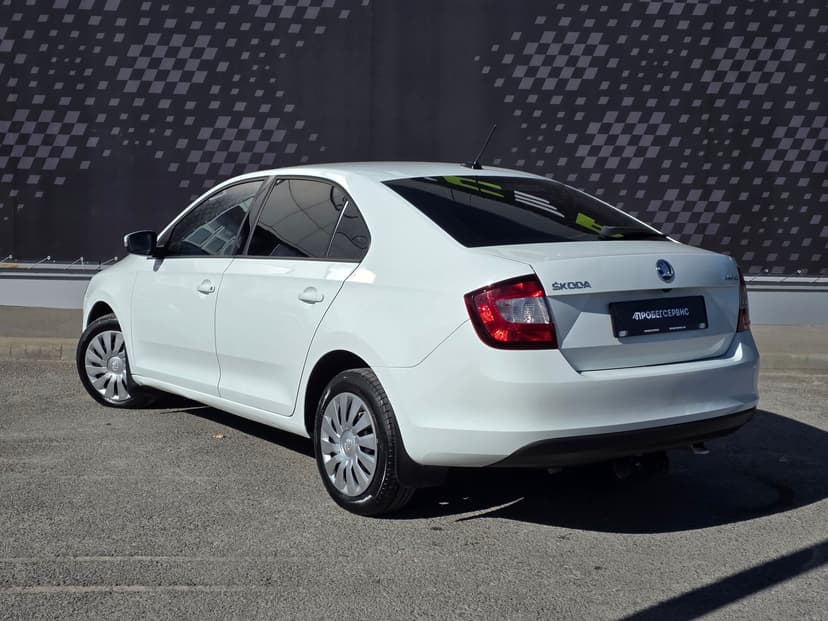 Skoda Rapid с пробегом, 2019 год, Волгоград, 1.6 бензин, Механика - вид 4