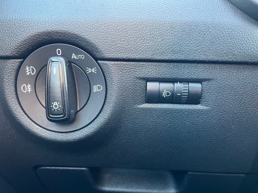 Skoda Octavia с пробегом, 2013 год, Волгоград, 1.8 бензин, Робот - вид 15