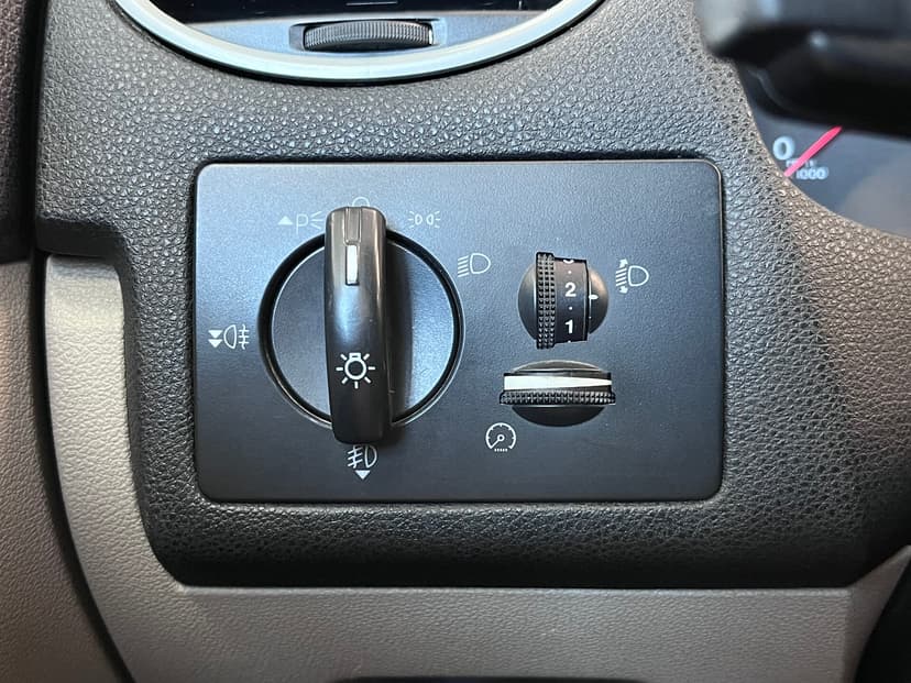 Ford Focus с пробегом, 2006 год, Волгоград, 1.6 бензин, Автомат - вид 19