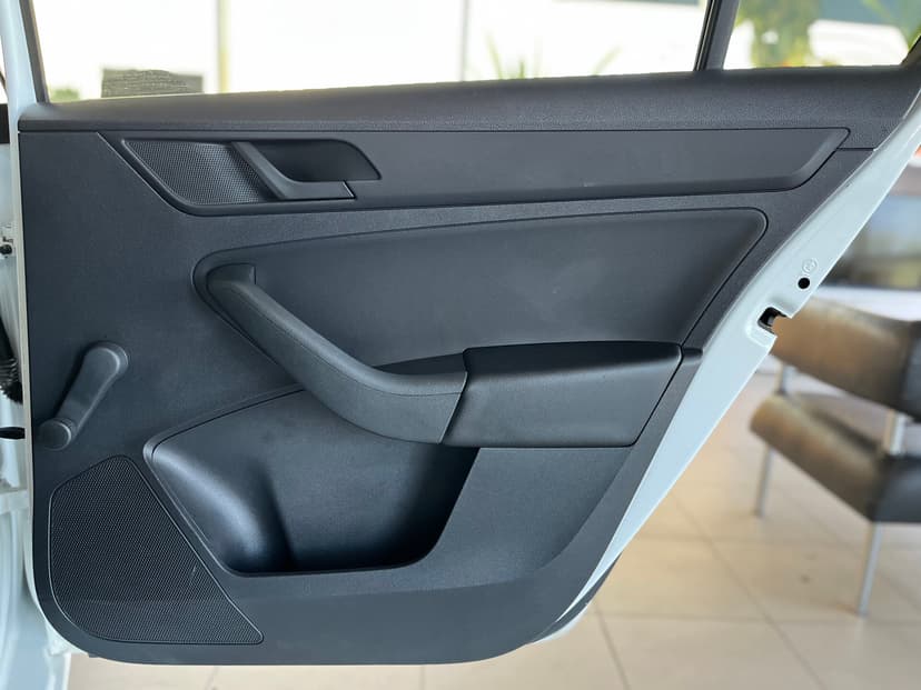 Skoda Rapid с пробегом, 2014 год, Волгоград, 1.6 бензин, Механика - вид 23