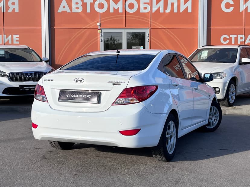 Hyundai Solaris с пробегом, 2014 год, Волгоград, 1.6 бензин, Механика - вид 5