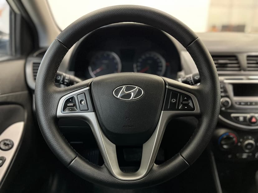 Hyundai Solaris с пробегом, 2015 год, Волгоград, 1.6 бензин, Автомат - вид 10