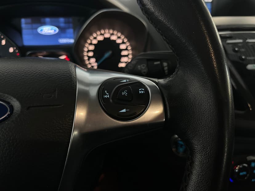 Ford Kuga с пробегом, 2014 год, Волгоград, 1.6 бензин, Автомат - вид 14