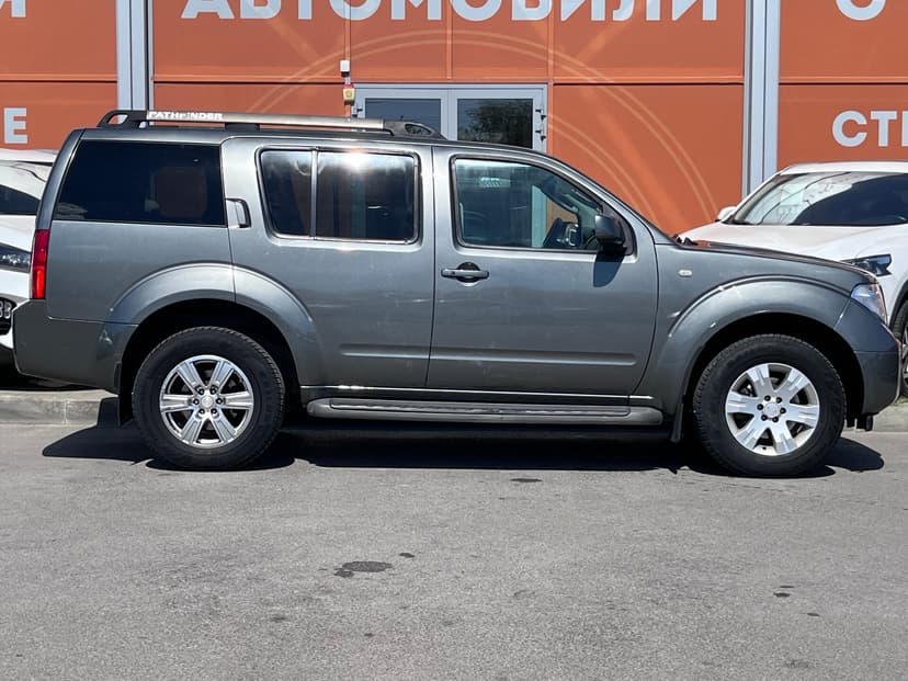 Nissan Pathfinder с пробегом, 2006 год, Волгоград, 2.5 дизель, Автомат - вид 4