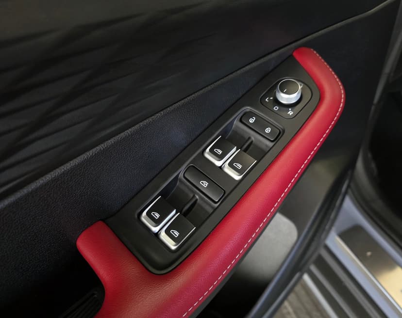 Geely Coolray с пробегом, 2026 год, Волгоград, 1.5 бензин, Робот - вид 21