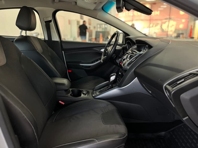 Ford Focus с пробегом, 2011 год, Волгоград, 1.6 бензин, Робот - вид 25