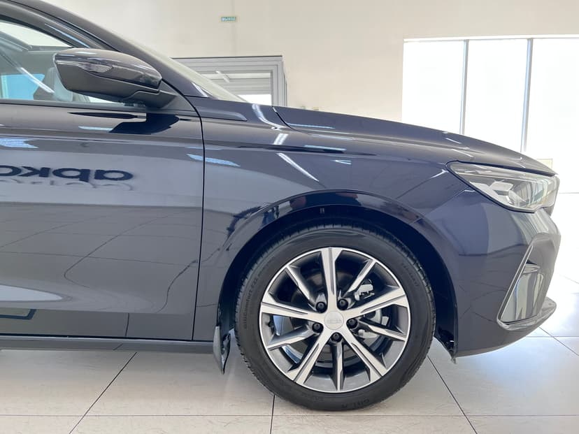 Geely Emgrand с пробегом, 2024 год, Волгоград, 1.5 бензин, Автомат - вид 3