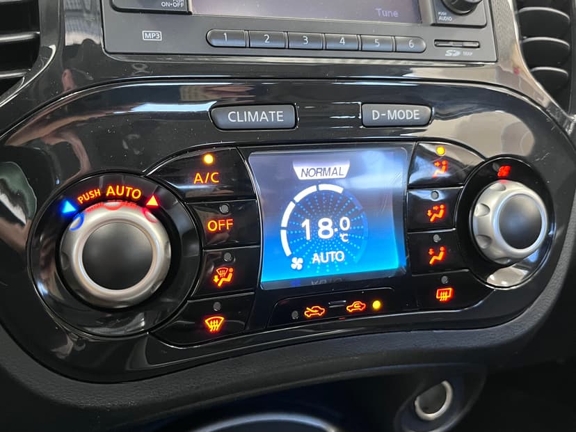 Nissan Juke с пробегом, 2011 год, Волгоград, 1.6 бензин, Вариатор - вид 18