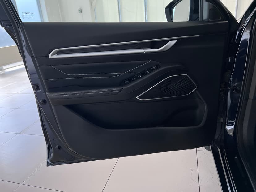 Geely Emgrand с пробегом, 2024 год, Волгоград, 1.5 бензин, Автомат - вид 15