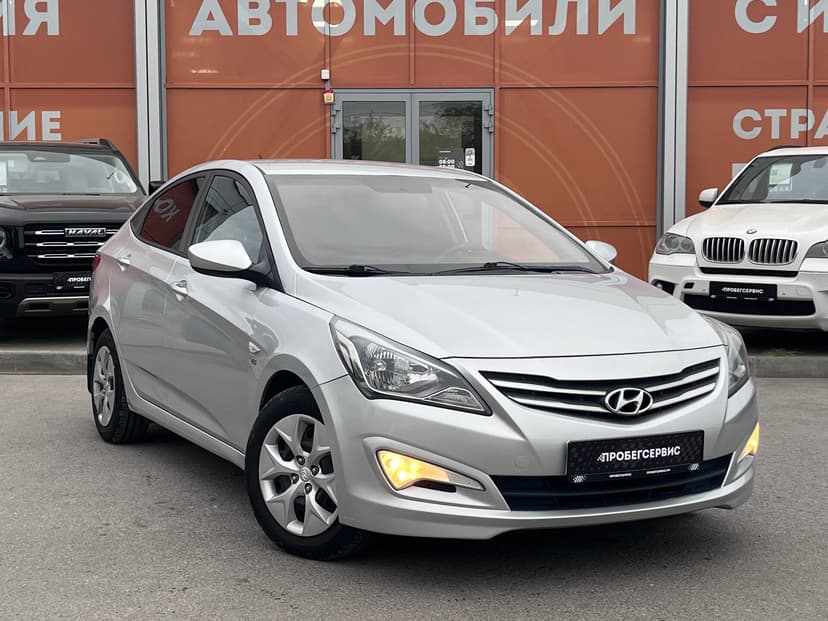 Hyundai Solaris с пробегом, 2015 год, Волгоград, 1.6 бензин, Автомат - вид 3