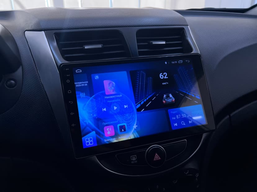 Hyundai Solaris с пробегом, 2014 год, Волгоград, 1.4 бензин, Механика - вид 10
