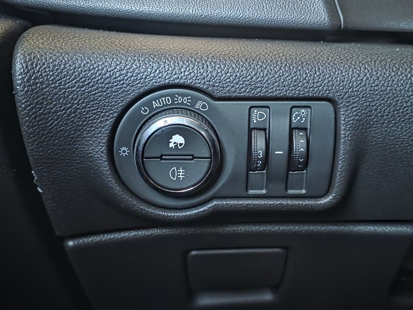 Opel Astra с пробегом, 2013 год, Волгоград, 1.6 бензин, Автомат - вид 16