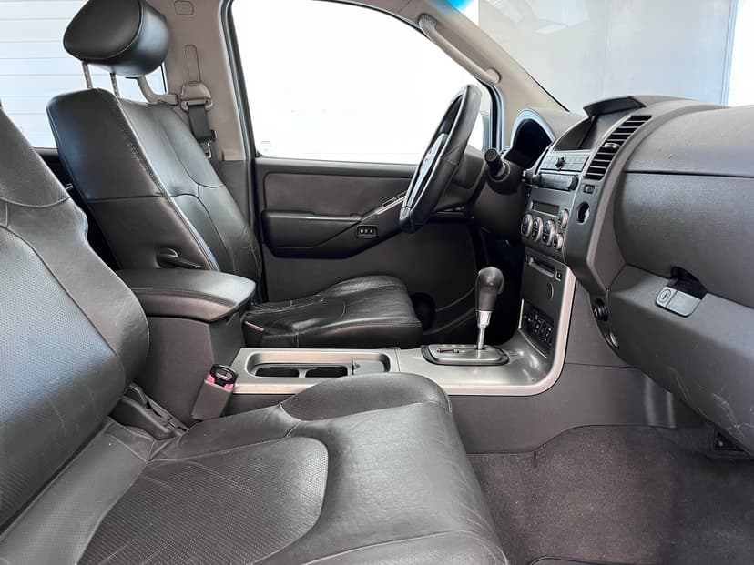 Nissan Pathfinder с пробегом, 2006 год, Волгоград, 2.5 дизель, Автомат - вид 21