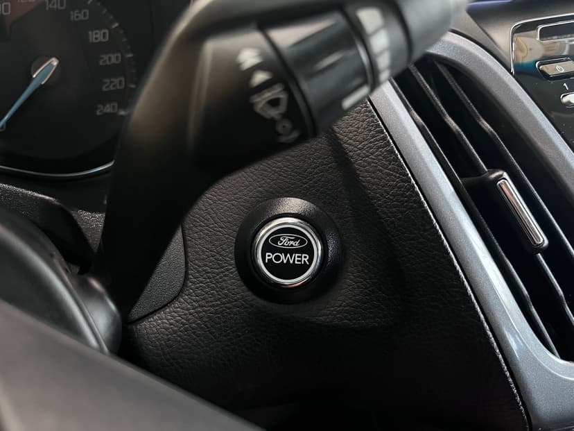 Ford Focus с пробегом, 2011 год, Волгоград, 1.6 бензин, Робот - вид 16