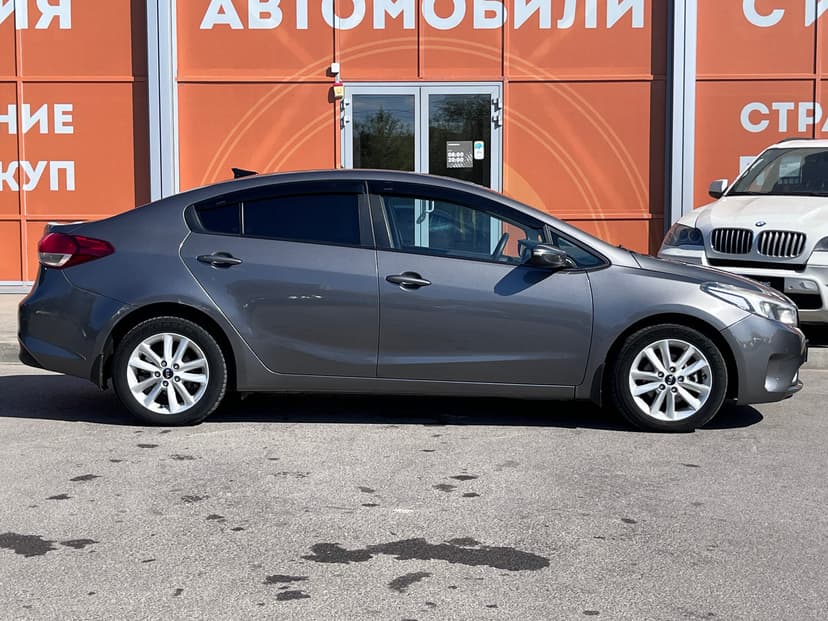 KIA Cerato с пробегом, 2017 год, Волгоград, 1.6 бензин, Автомат - вид 4