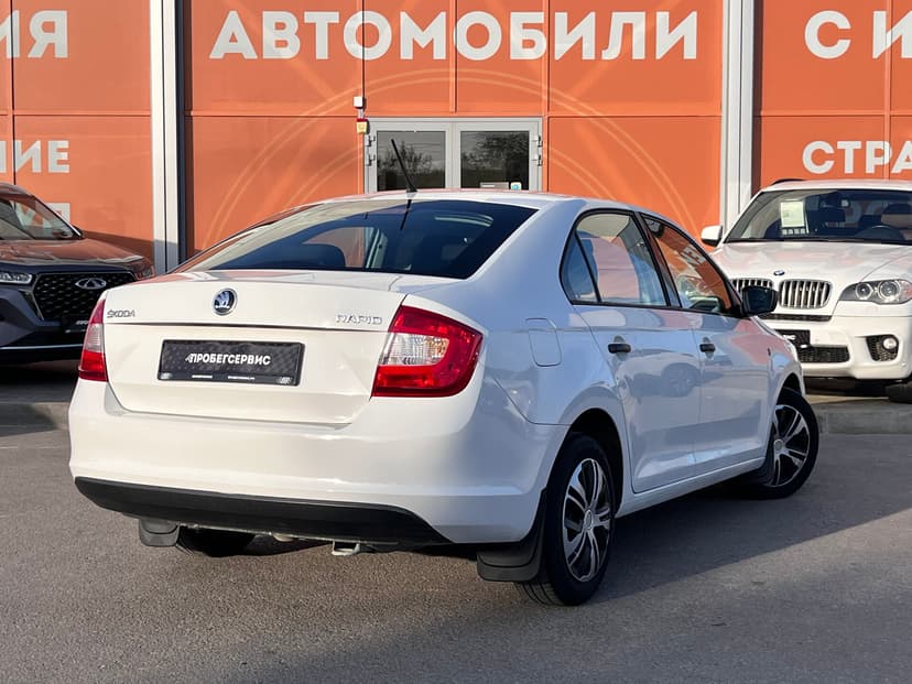 Skoda Rapid с пробегом, 2014 год, Волгоград, 1.6 бензин, Механика - вид 5