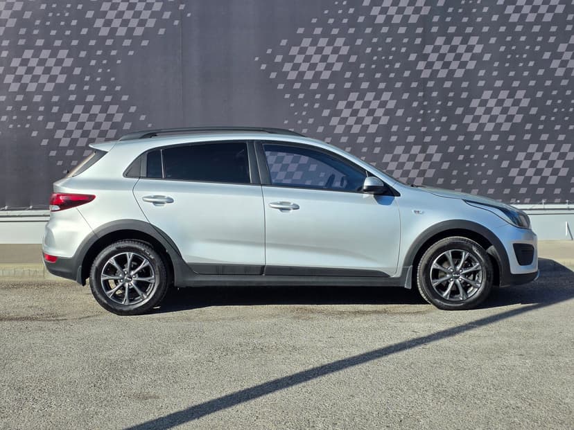 KIA Rio X-Line с пробегом, 2017 год, Волгоград, 1.4 бензин, Механика - вид 6