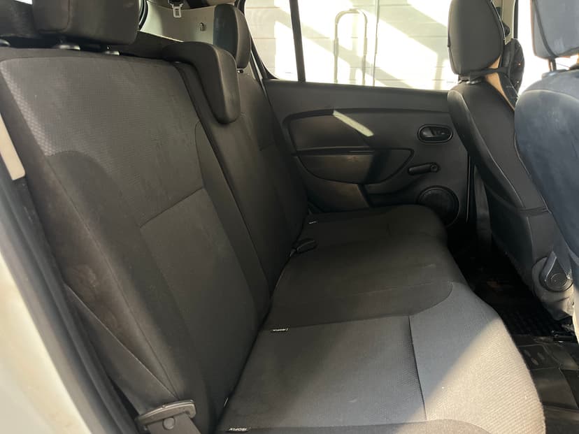Renault Sandero с пробегом, 2016 год, Волгоград, 1.6 бензин, Механика - вид 21