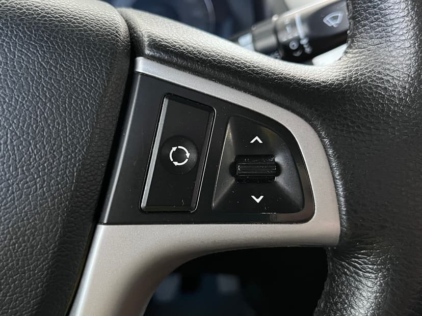 Hyundai Solaris с пробегом, 2014 год, Волгоград, 1.6 бензин, Механика - вид 12