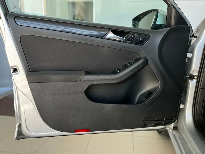 Volkswagen Jetta с пробегом, 2012 год, Волгоград, 1.6 бензин, Автомат - вид 21