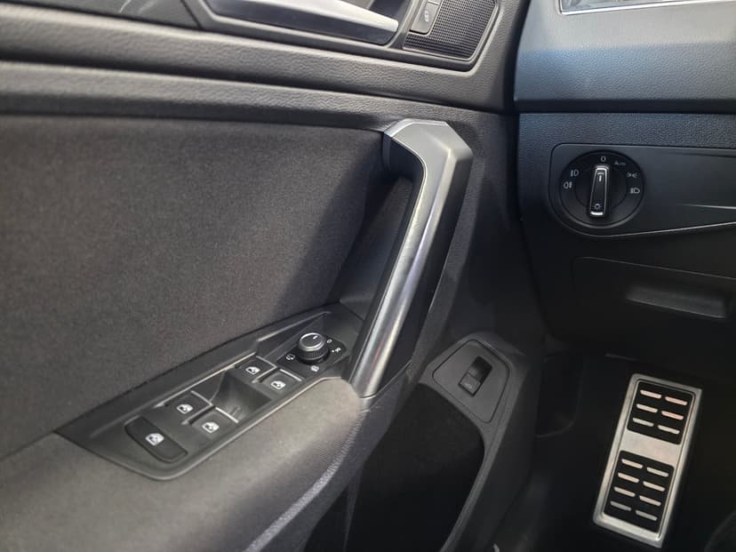Volkswagen Tiguan с пробегом, 2018 год, Волгоград, 2.0 бензин, Робот - вид 27