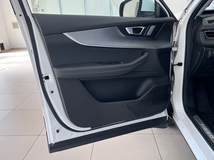 Chery Tiggo 7 Pro Max с пробегом, 2023 год, Волгоград, 1.5 бензин, Вариатор - вид 14
