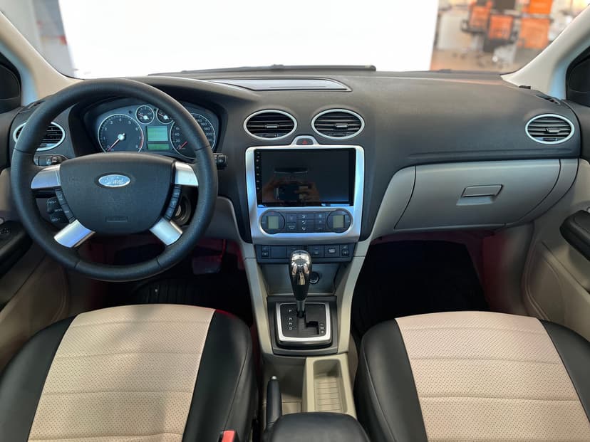 Ford Focus с пробегом, 2006 год, Волгоград, 1.6 бензин, Автомат - вид 9