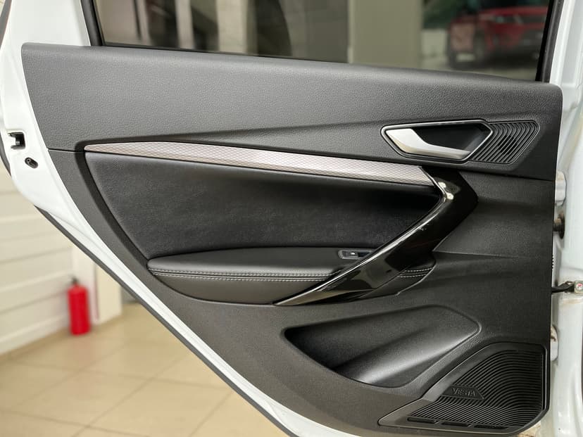 ВАЗ (LADA) Vesta с пробегом, 2024 год, Волгоград, 1.6 бензин, Механика - вид 23
