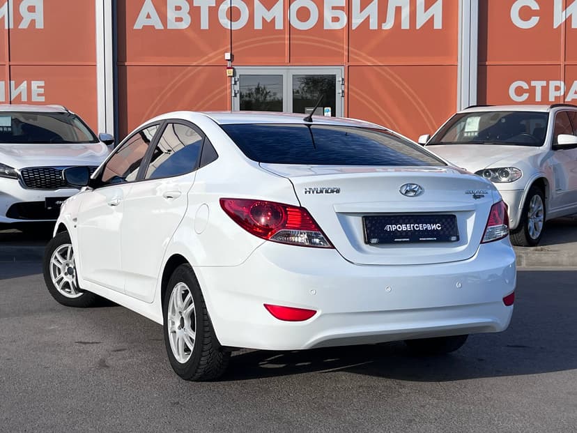 Hyundai Solaris с пробегом, 2014 год, Волгоград, 1.6 бензин, Механика - вид 7