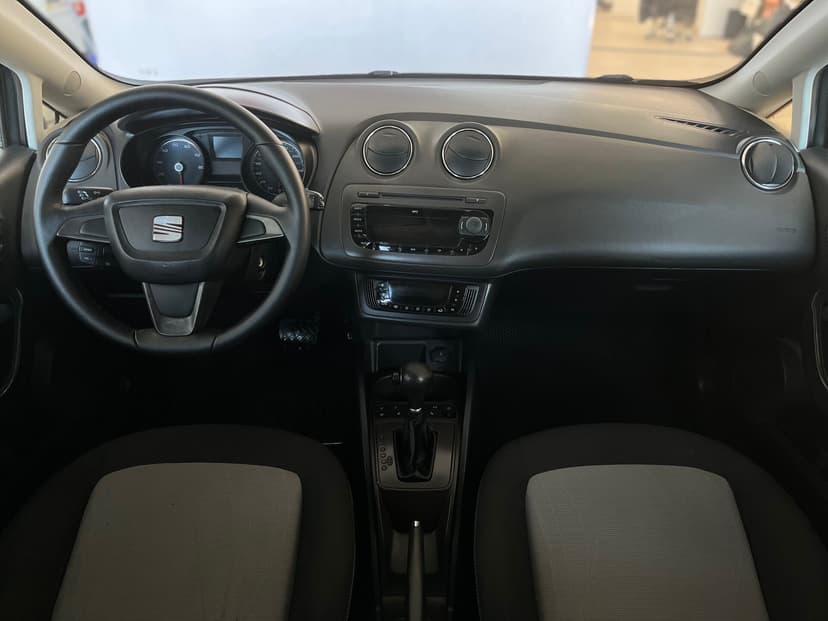 SEAT Ibiza с пробегом, 2012 год, Волгоград, 1.2 бензин, Робот - вид 9