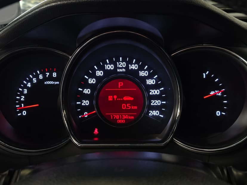 KIA Ceed с пробегом, 2012 год, Волгоград, 1.6 бензин, Автомат - вид 13