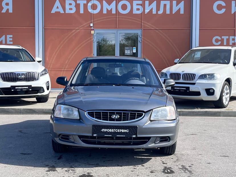 Hyundai Accent с пробегом, 2002 год, Волгоград, 1.5 бензин, Механика - вид 2