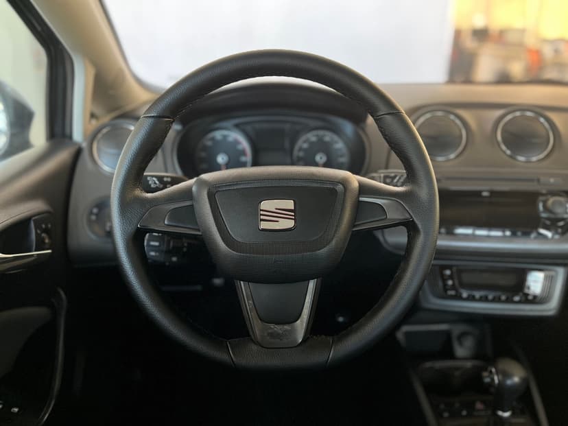 SEAT Ibiza с пробегом, 2012 год, Волгоград, 1.2 бензин, Робот - вид 10