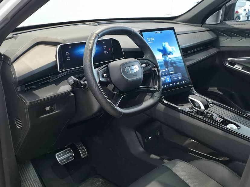 Geely Cityray с пробегом, 2025 год, Волгоград, 1.5 бензин, Робот - вид 10