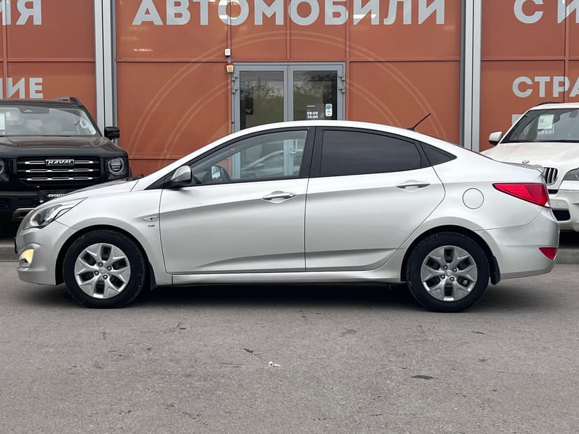 Hyundai Solaris с пробегом, 2015 год, Волгоград, 1.6 бензин, Автомат - вид 8