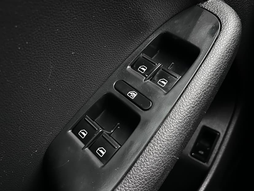 Volkswagen Jetta с пробегом, 2015 год, Волгоград, 1.6 бензин, Автомат - вид 17