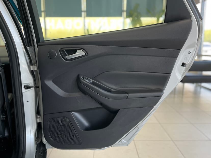 Ford Focus с пробегом, 2011 год, Волгоград, 1.6 бензин, Робот - вид 31
