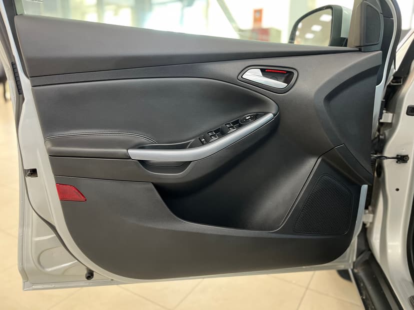 Ford Focus с пробегом, 2011 год, Волгоград, 1.6 бензин, Робот - вид 26