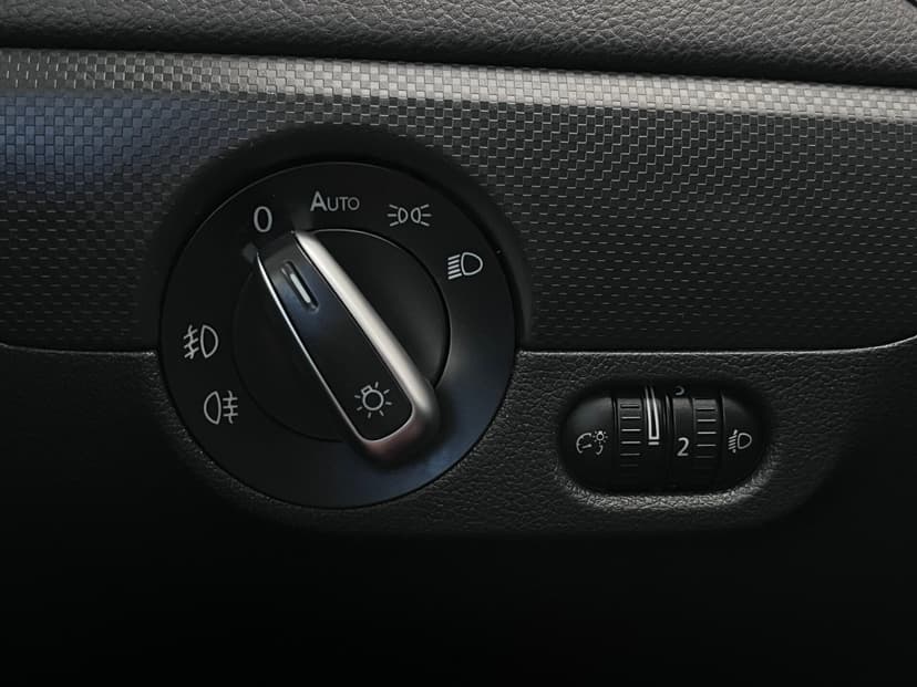Volkswagen Jetta с пробегом, 2015 год, Волгоград, 1.6 бензин, Автомат - вид 15