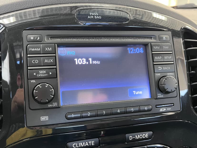 Nissan Juke с пробегом, 2011 год, Волгоград, 1.6 бензин, Вариатор - вид 15