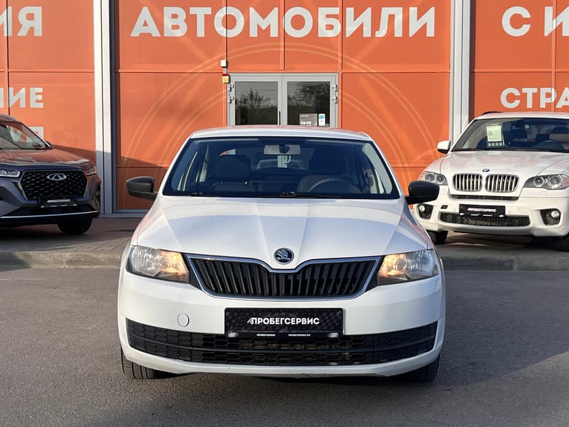 Skoda Rapid с пробегом, 2014 год, Волгоград, 1.6 бензин, Механика - вид 2