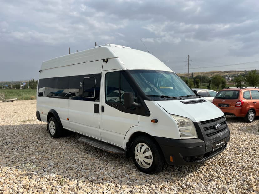 Ford Transit с пробегом, 2013 год, Волгоград, 2.2 дизель, Механика - вид 3